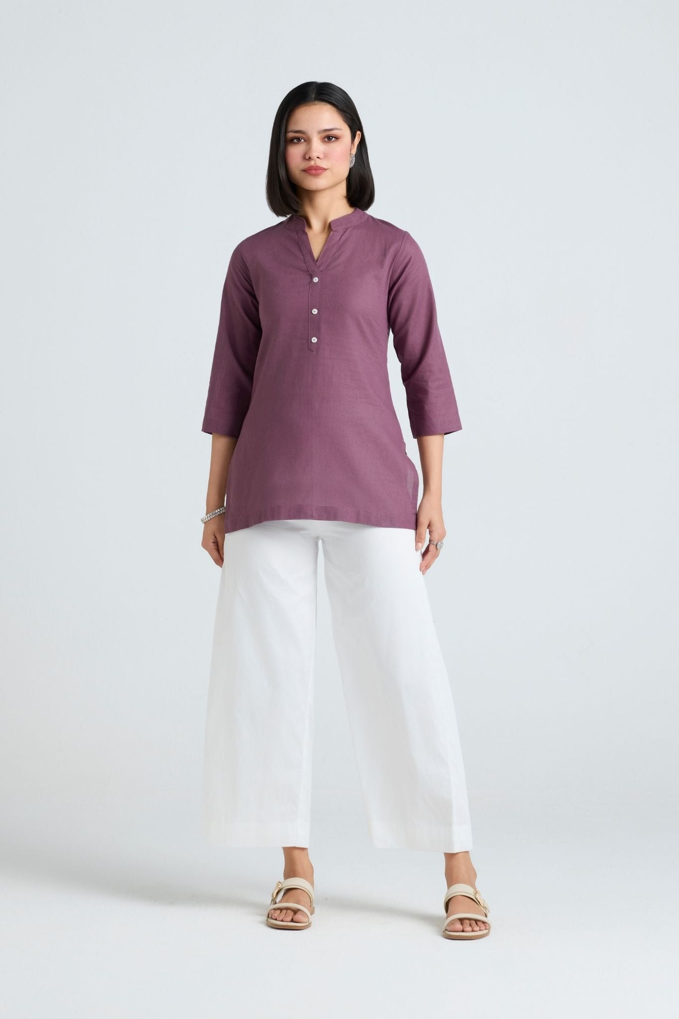 Janvika Linen Short Kurta