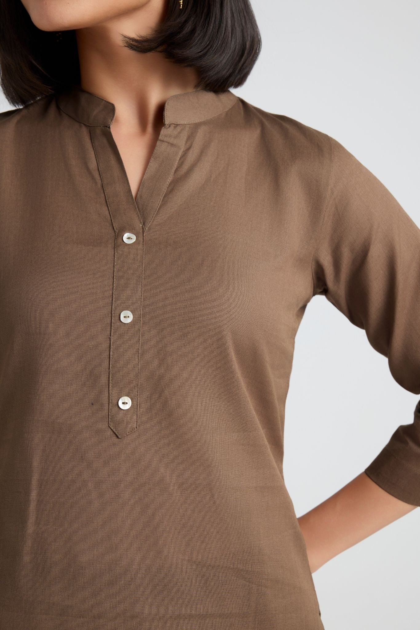 Ruhani Linen Short Kurta