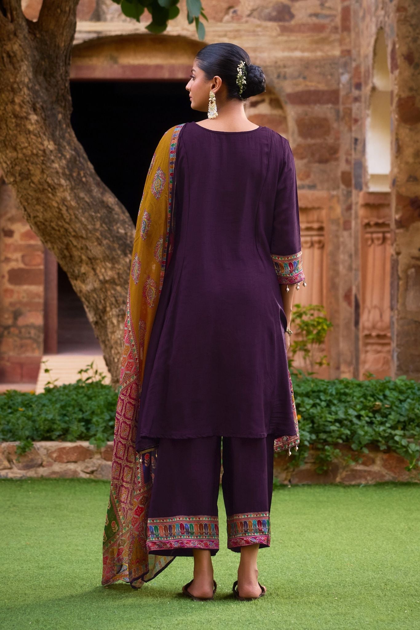 Husna Embroidered Kurta Set