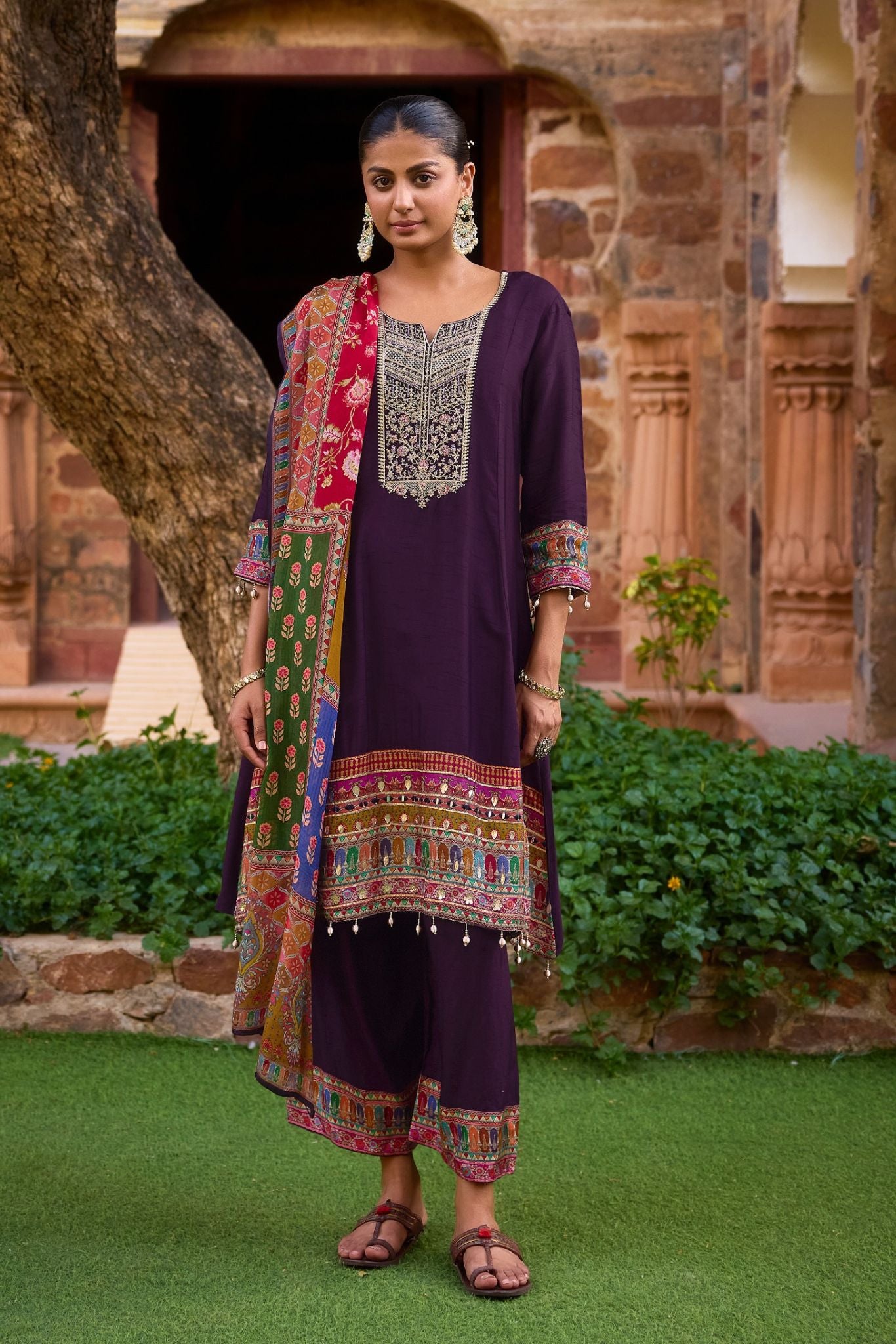 Husna Embroidered Kurta Set