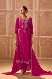 Zahra Embroidered Kurta Set
