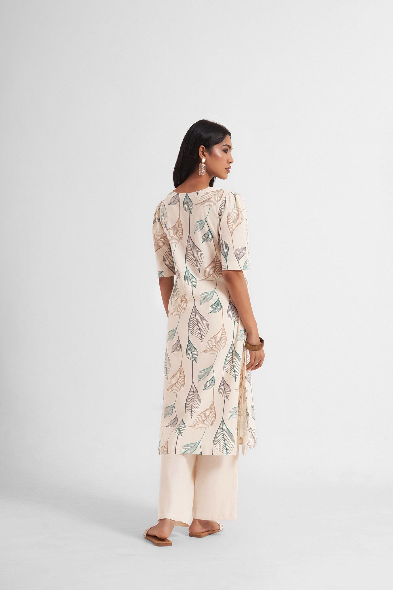 Tazmeen Embroidered Co-Ord Set