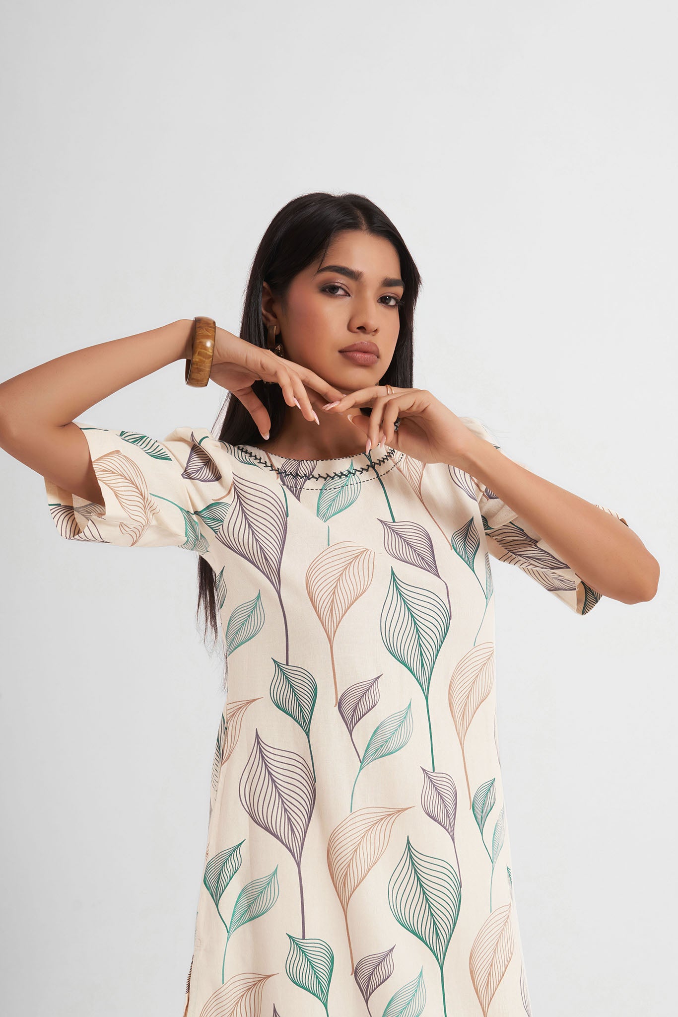 Tazmeen Embroidered Co-Ord Set