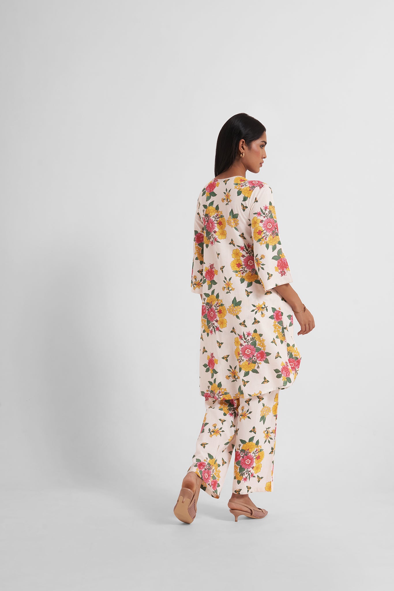 Hoorain Embroidered Co-Ord Set