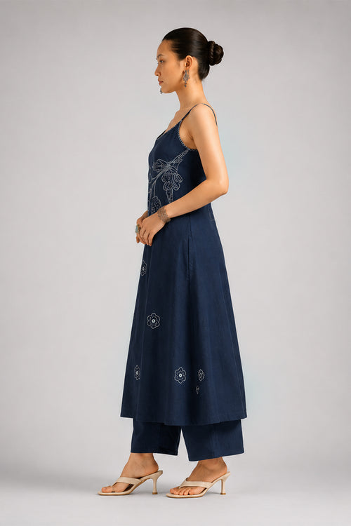 Eshan Embroidered Kurta Set