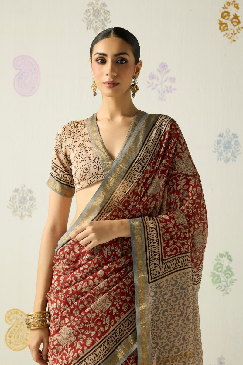 Devyani Saree