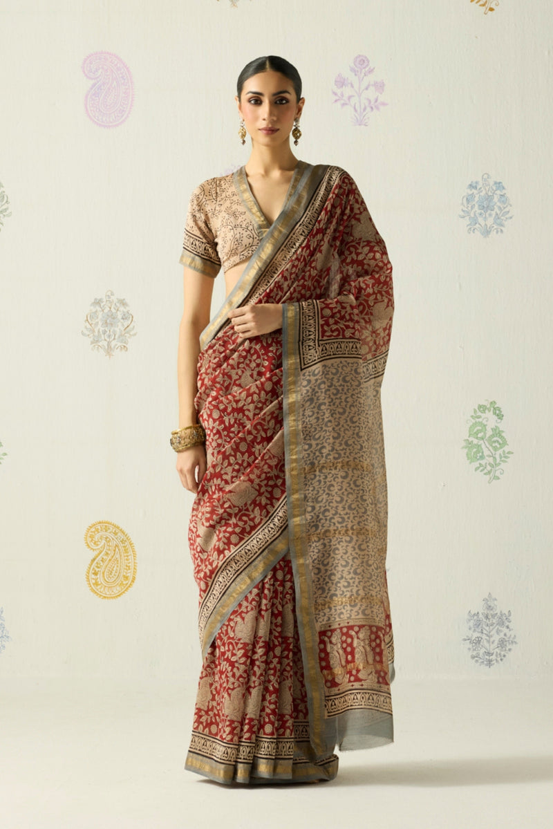 Devyani Saree