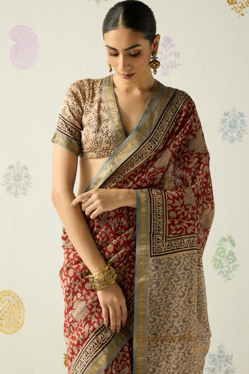 Devyani Saree