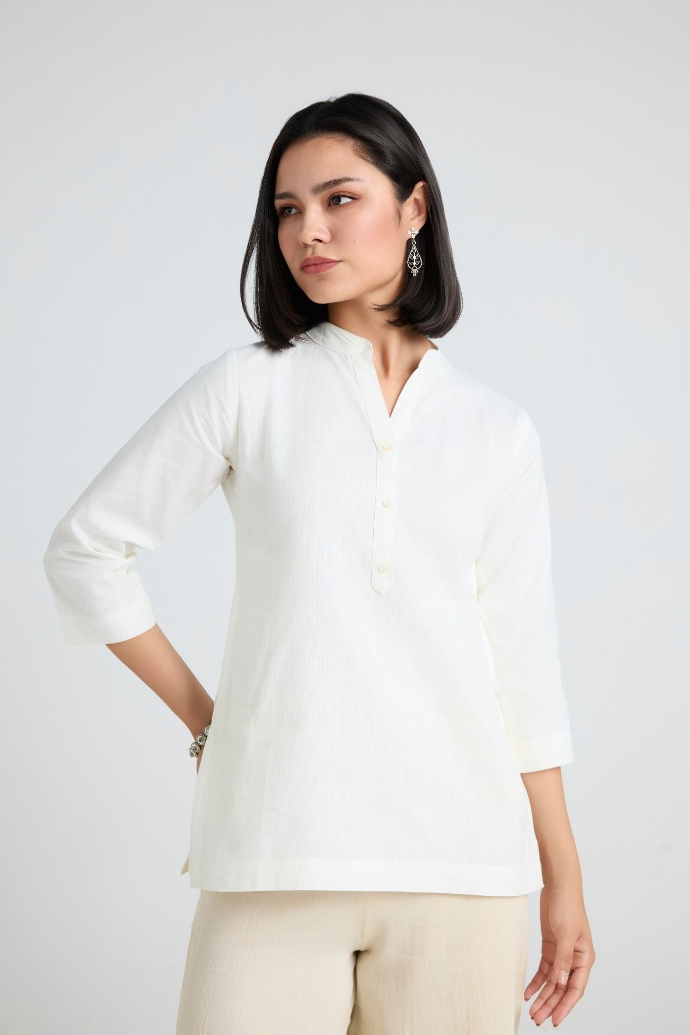 Eshani Linen Short Kurta