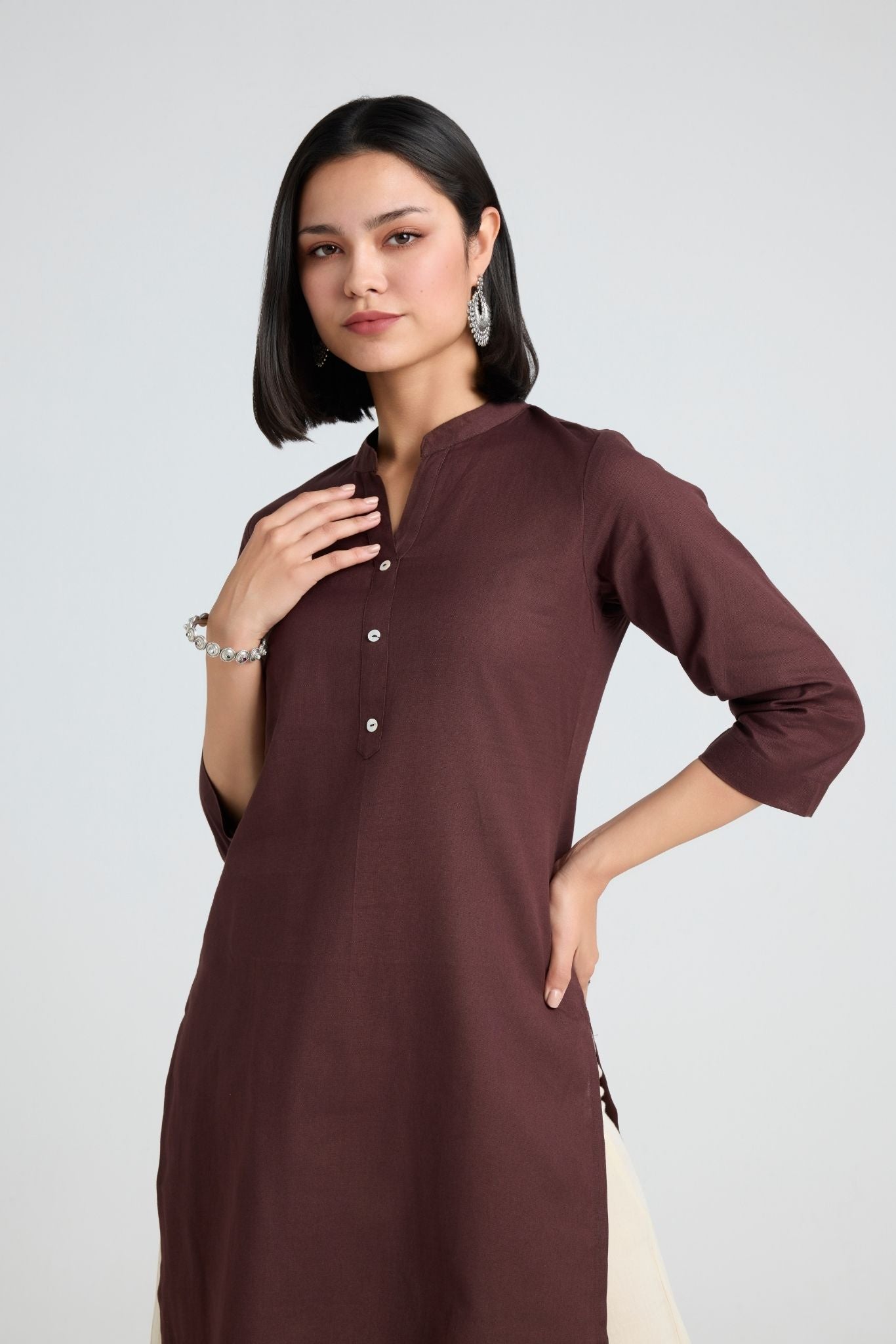 Gauri Linen Long Kurta