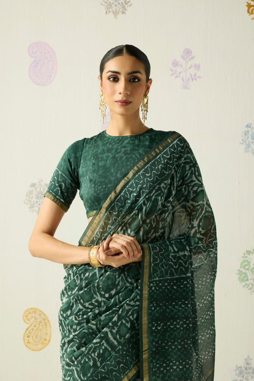 Navya Saree