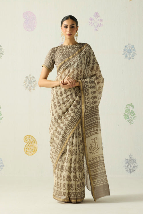 Mrinalini Saree