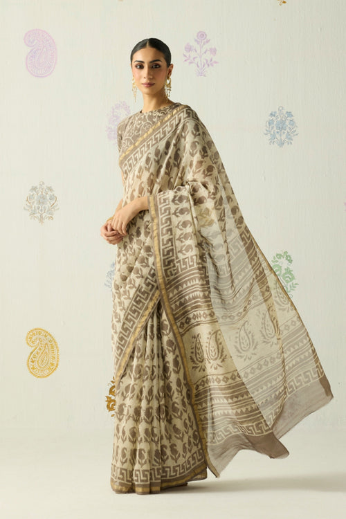 Mrinalini Saree