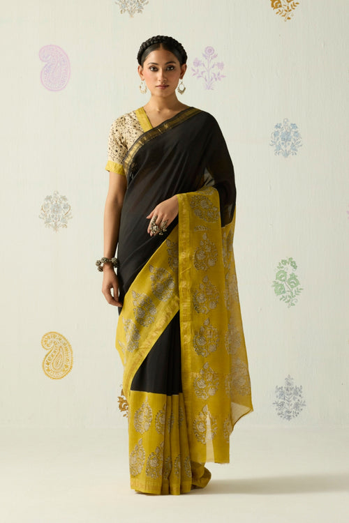 Devaki Saree