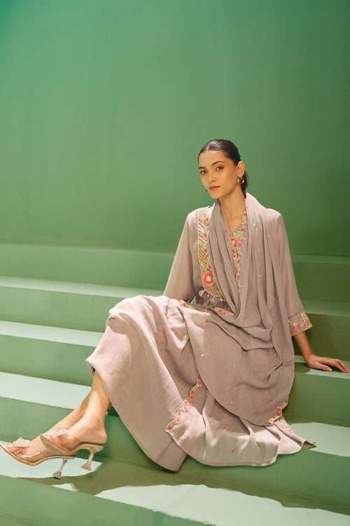 Gulnaar Kurta Set