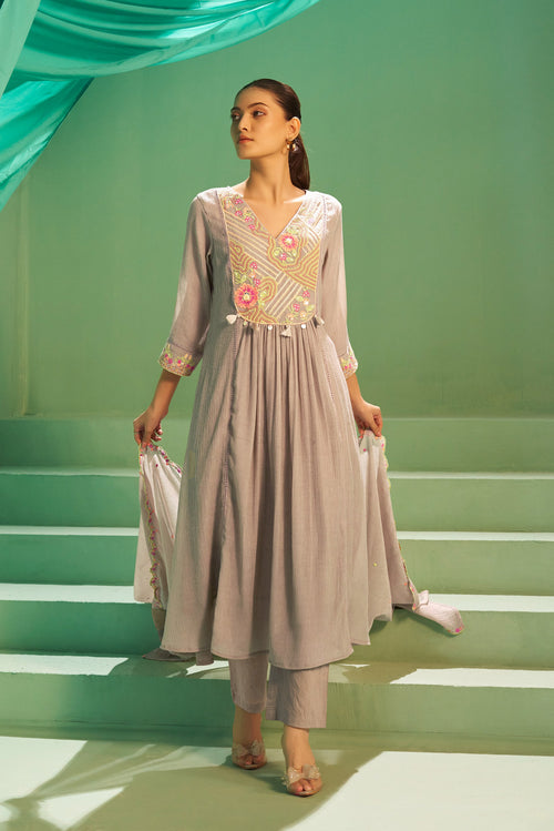 Gulnaar Kurta Set