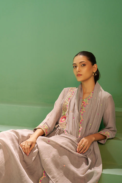 Gulnaar Kurta Set