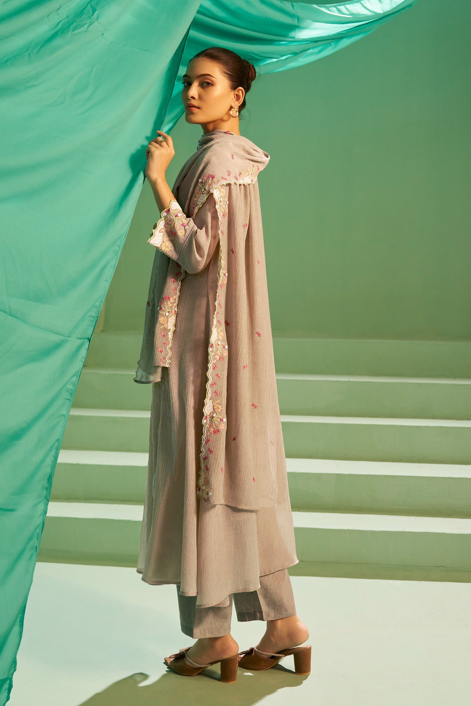 Zoya Kurta Set