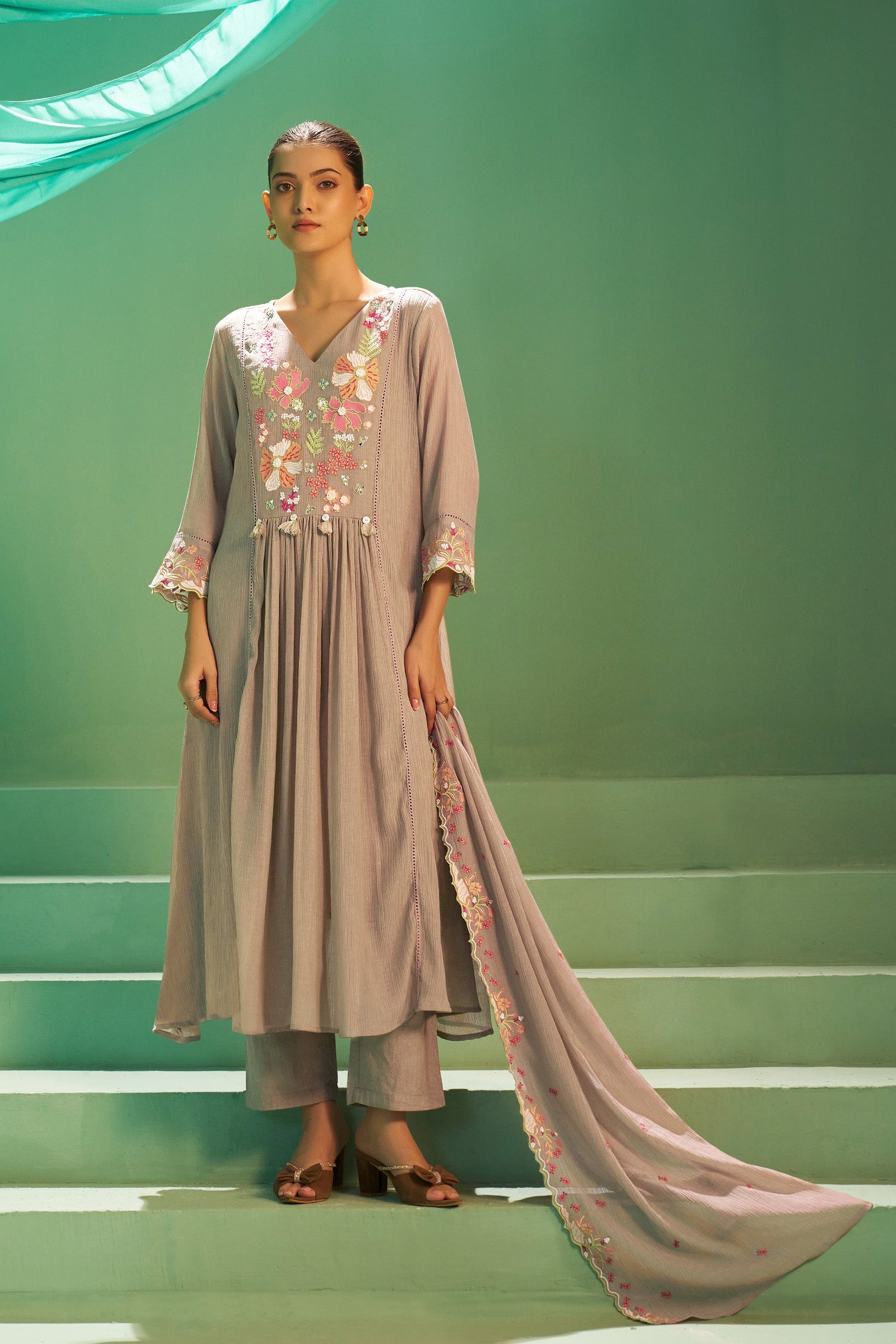 Zoya Kurta Set
