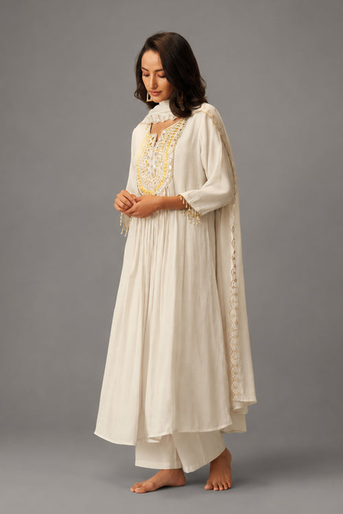 Gauhar Kurta Set