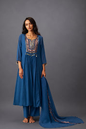 Husnara Kurta Set