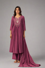 Latafat Kurta Set
