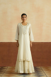 Namya Embroidered Kurta Set (Unstitched)