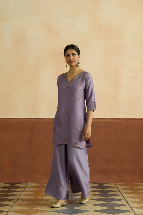 Parvati Embroidered Kurta Set