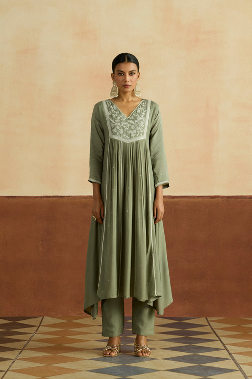 Rajvi Embroidered Kurta Set