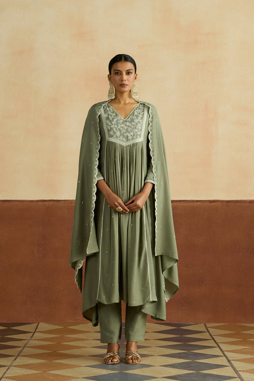 Rajvi Embroidered Kurta Set