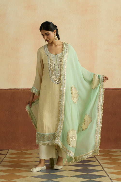 Nitara Embroidered Kurta Set (Unstitched)