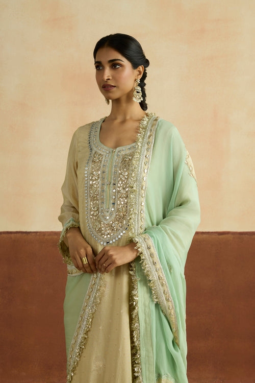 Nitara Embroidered Kurta Set (Unstitched)