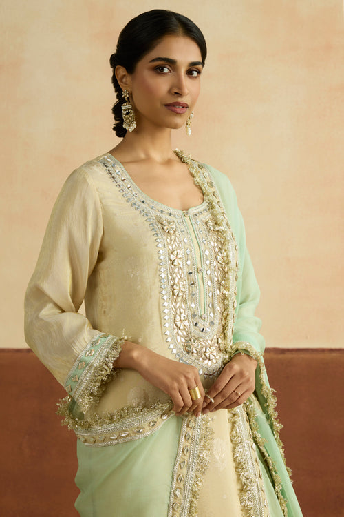 Nitara Embroidered Kurta Set (Unstitched)