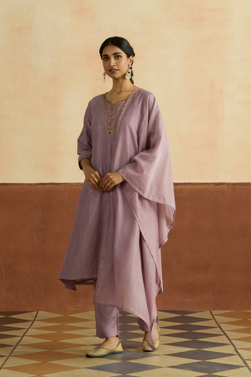 Oorja Embroidered Kurta Set
