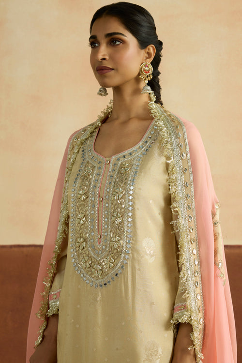 Omisha Embroidered Kurta Set (Unstitched)