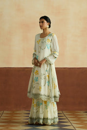 Parul Embroidered Kurta Set (Unstitched)