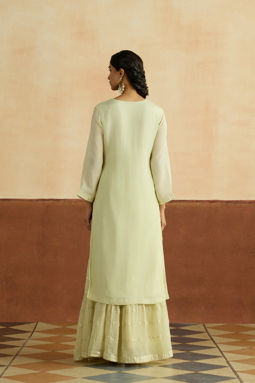 Pranavi Embroidered Kurta Set (Unstitched)