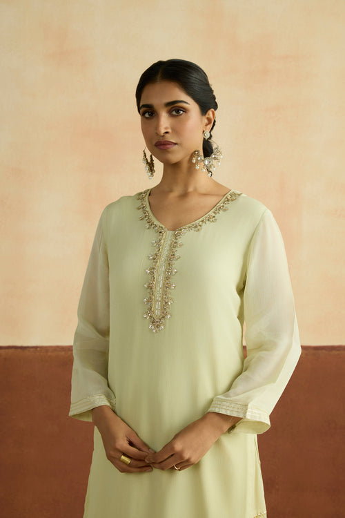 Pranavi Embroidered Kurta Set (Unstitched)