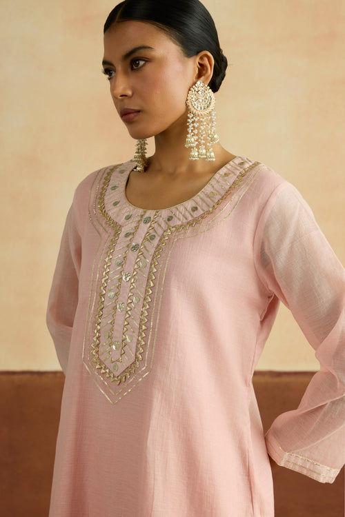 Mridula Embroidered Kurta Set (Unstitched)
