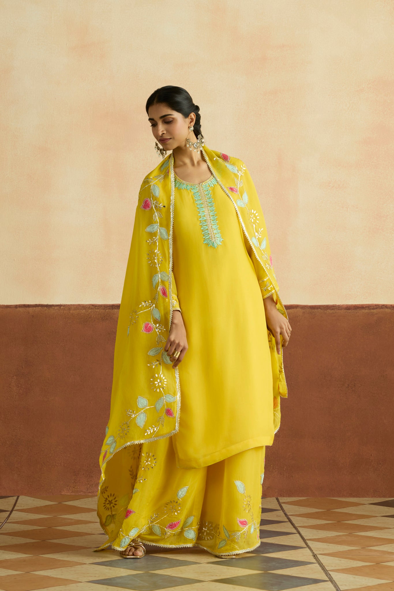 Purnima Embroidered Kurta Set (Unstitched)