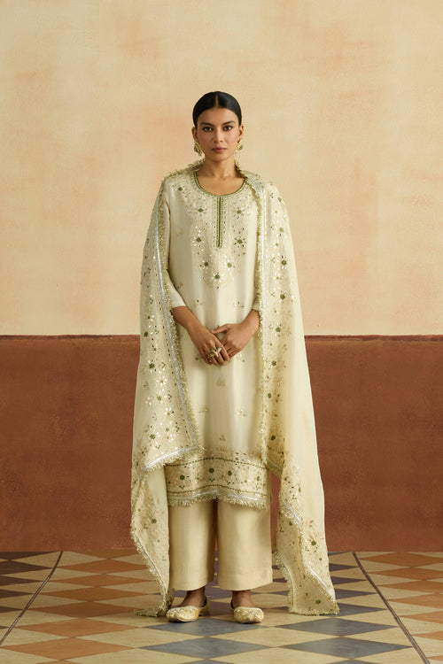 Malini Embroidered Kurta Set (Unstitched)