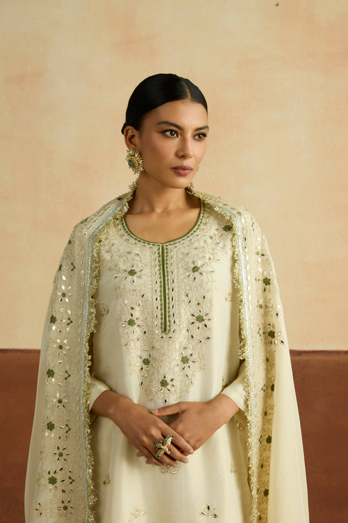 Malini Embroidered Kurta Set (Unstitched)