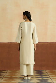 Mahika Embroidered Kurta Set (Unstitched)