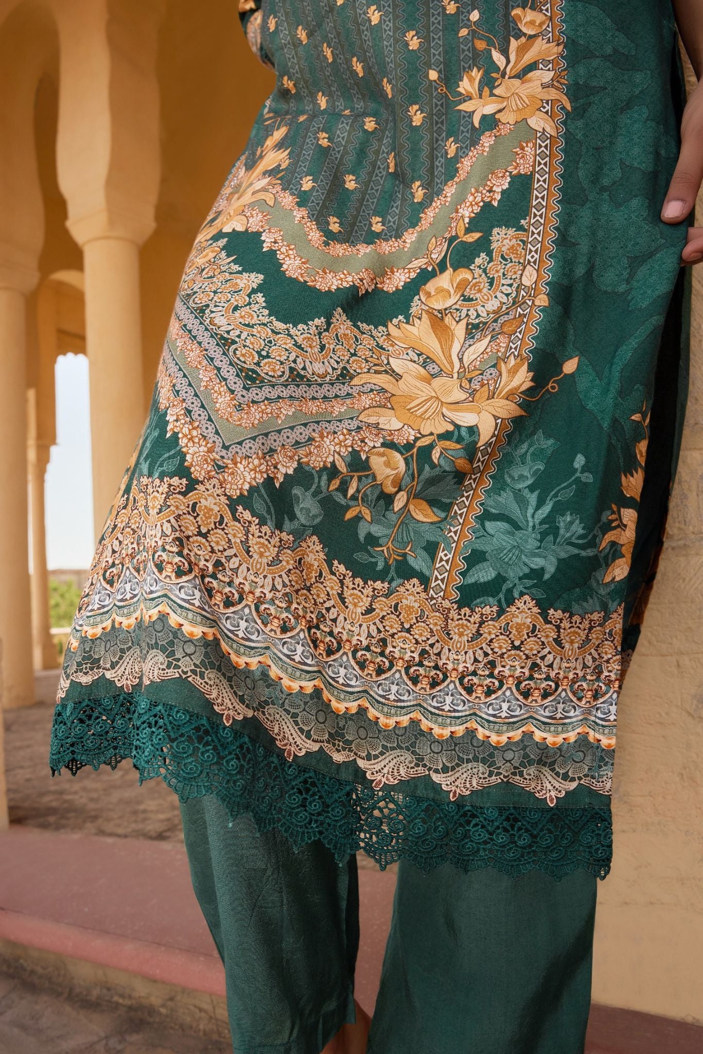 Sundus Kurta Set