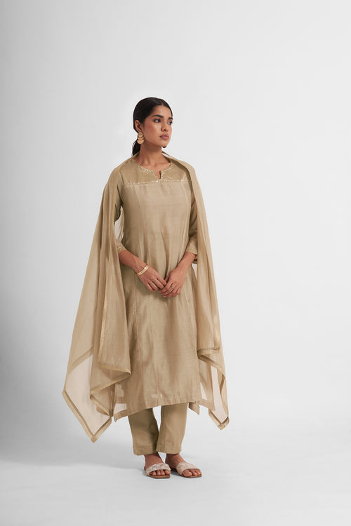 Sumbul  Embroidered Kurta Set - House of Ayuda