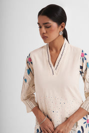 Laiba Embroidered Co-Ord Set