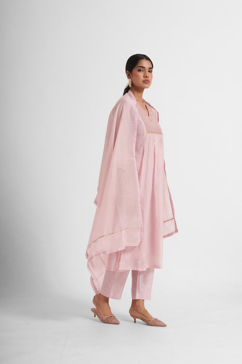 Neyab Embroidered Kurta Set