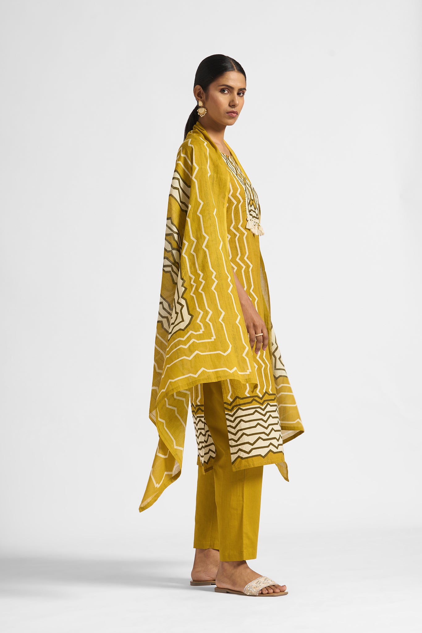 Awaiz Kurta Set - House of Ayuda