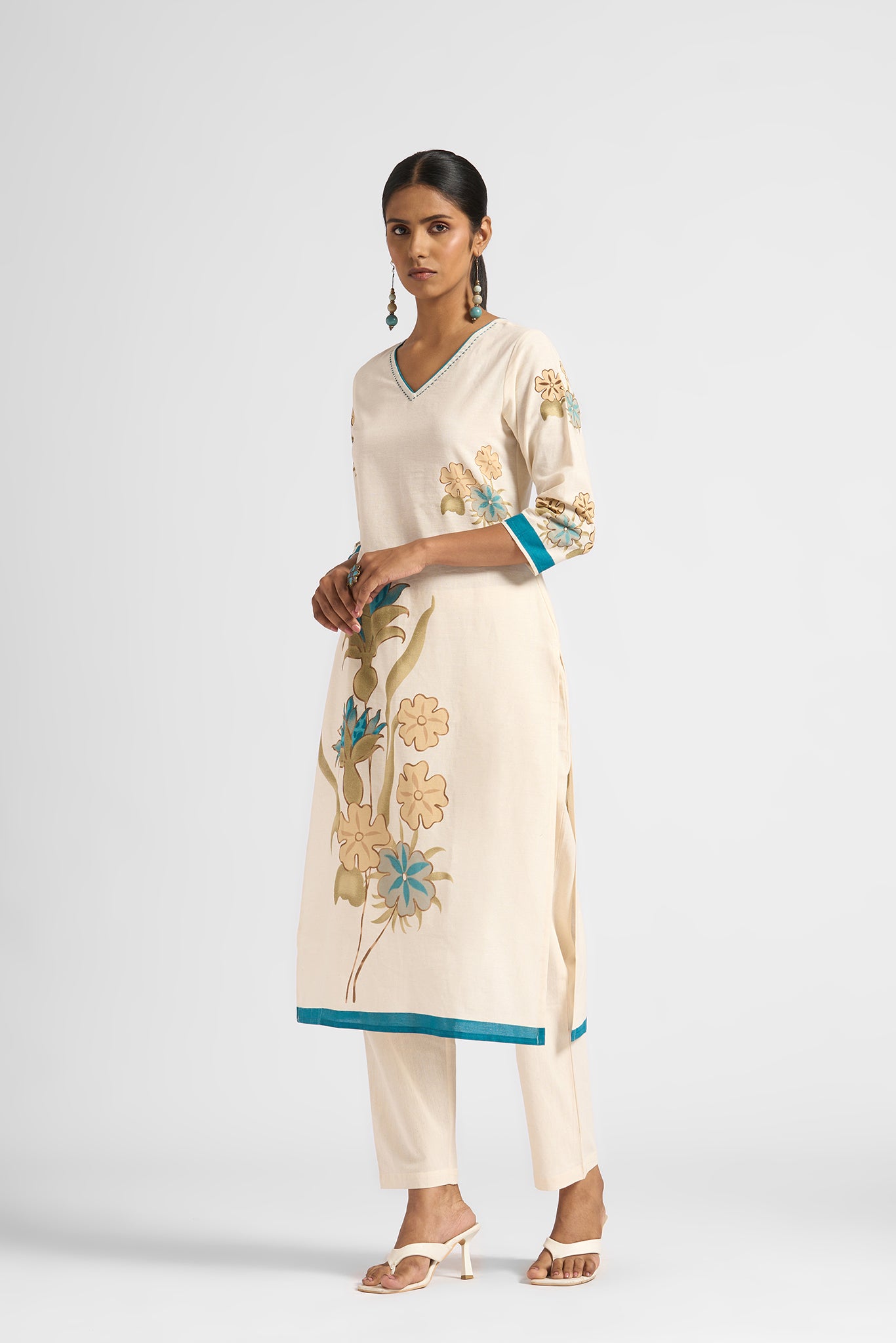 Aafiya Kurta Set - House of Ayuda