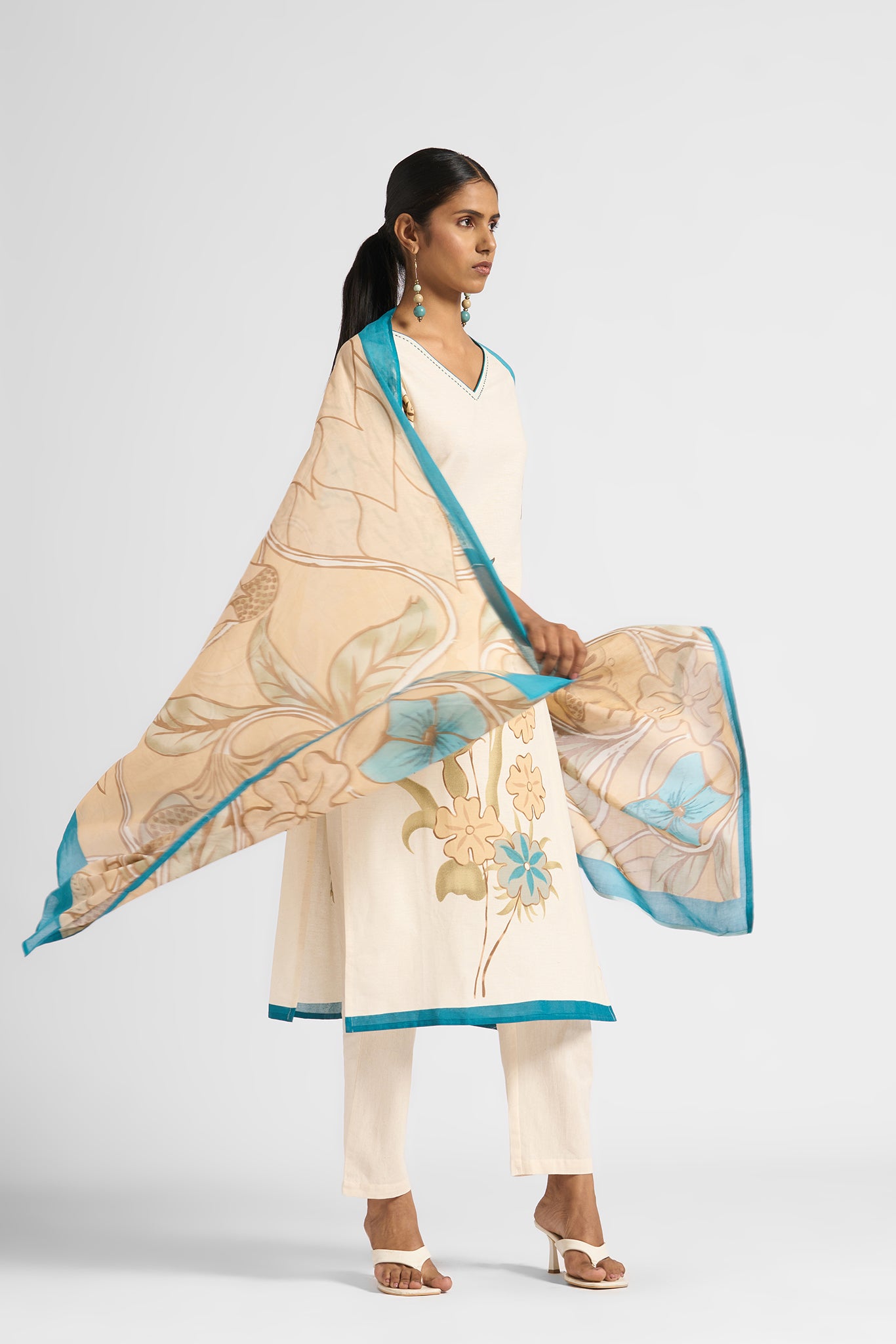 Aafiya Kurta Set - House of Ayuda